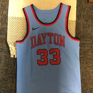 dayton basketball jersey